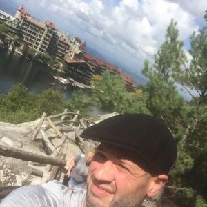 Meet your Posher, Anthony